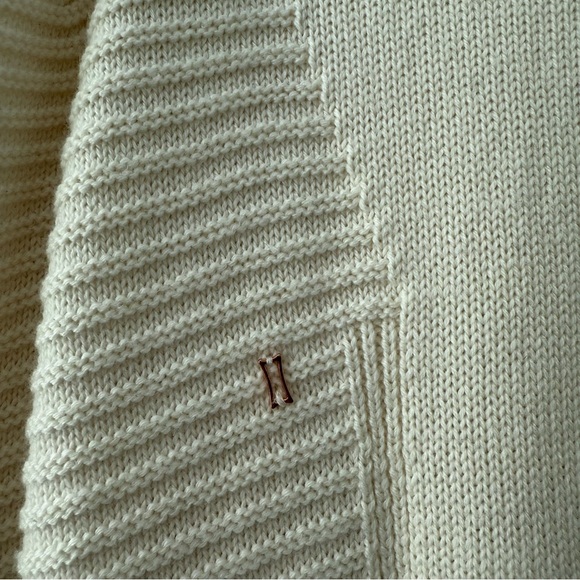 Kit and Ace Ash Merino Wool Crewneck Sweater Cream Wool Knit Sz XS/S - Picture 8 of 11